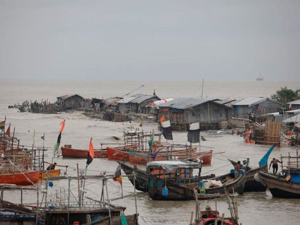 Hundreds of thousands evacuated as tropical storm approaches Bangladesh ...