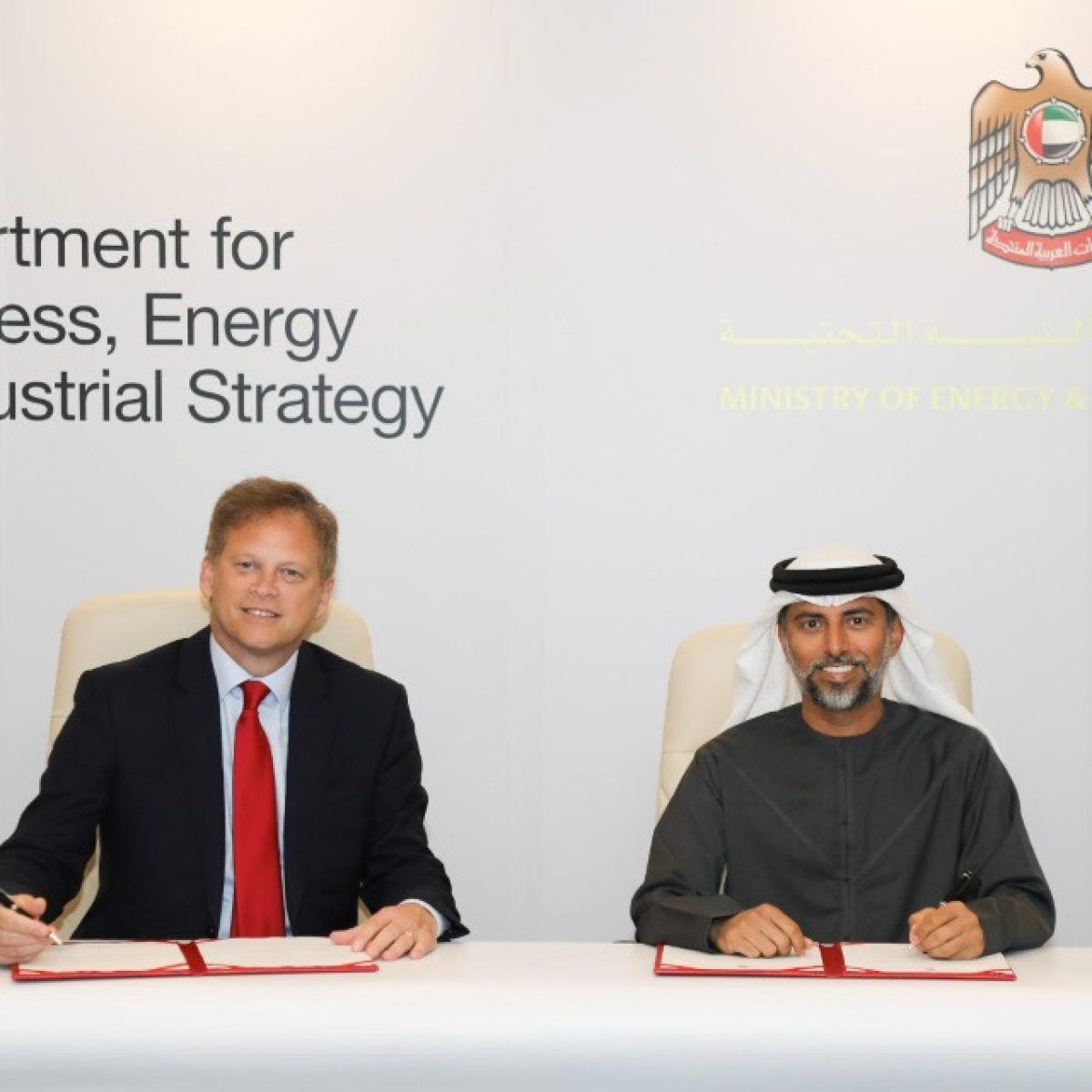 UK enters international partnership with UAE and Colombia to boost clean energy sector
