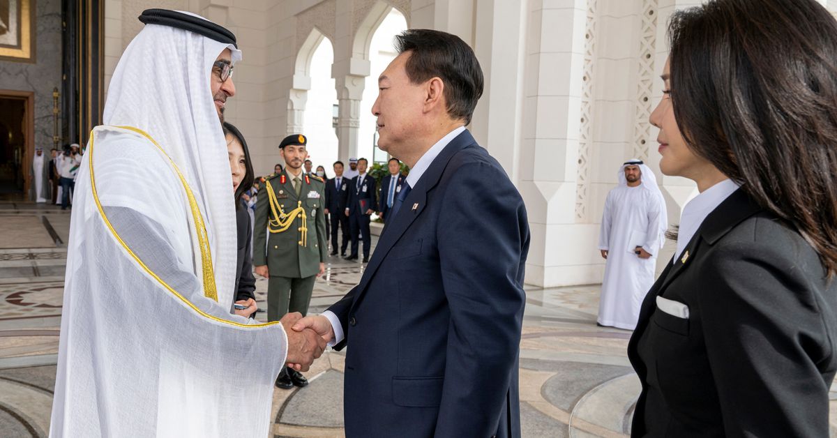 UAE pledges to invest  billion in South Korea, says president’s office
