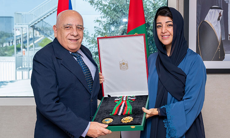 UAE President awards Cuban ambassador with Medal of Independence