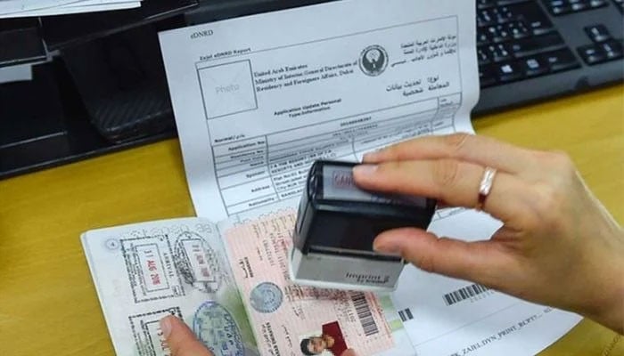 Pakistanis unable to renew UAE visa
