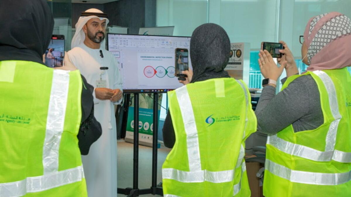 Abu Dhabi: Officials conduct inspections to ensure companies comply with environmental laws – News