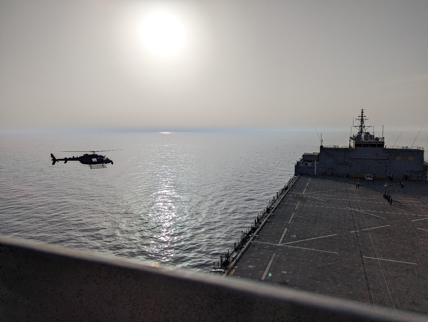 US Navy ships support UAE pilot training in Arabian Gulf