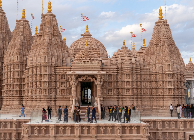  Abu Dhabi Hindu Temple Inaugurates Today